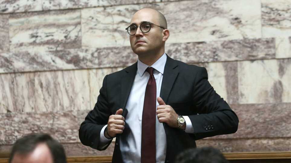 Αντιδράσεις από την παρουσία του Μπογδάνου στον Γράμμο - Τι απαντά ο ίδιος;