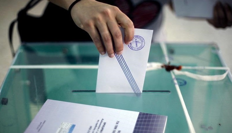 Δημοσκόπηση: «Φλερτάρει» ξανά με το 30% η ΝΔ
