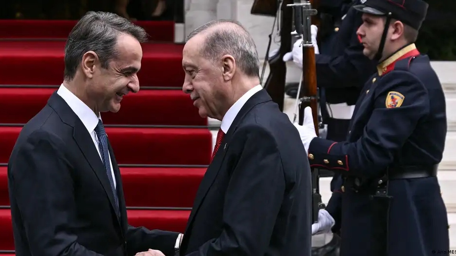 Συνάντηση Μητσοτάκη - Ερντογάν: Διάλογος υπό όρους και κόκκινες γραμμές