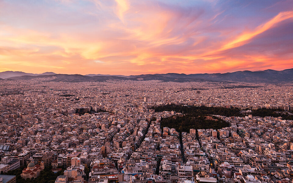 Πλαφόν στα επιτόκια στεγαστικών δανείων