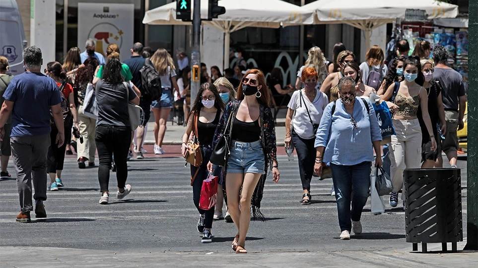 Κορωνοϊός: Αυτά τα μέτρα βρίσκονται στο τραπέζι αν «φουντώσει» κι άλλο η πανδημία