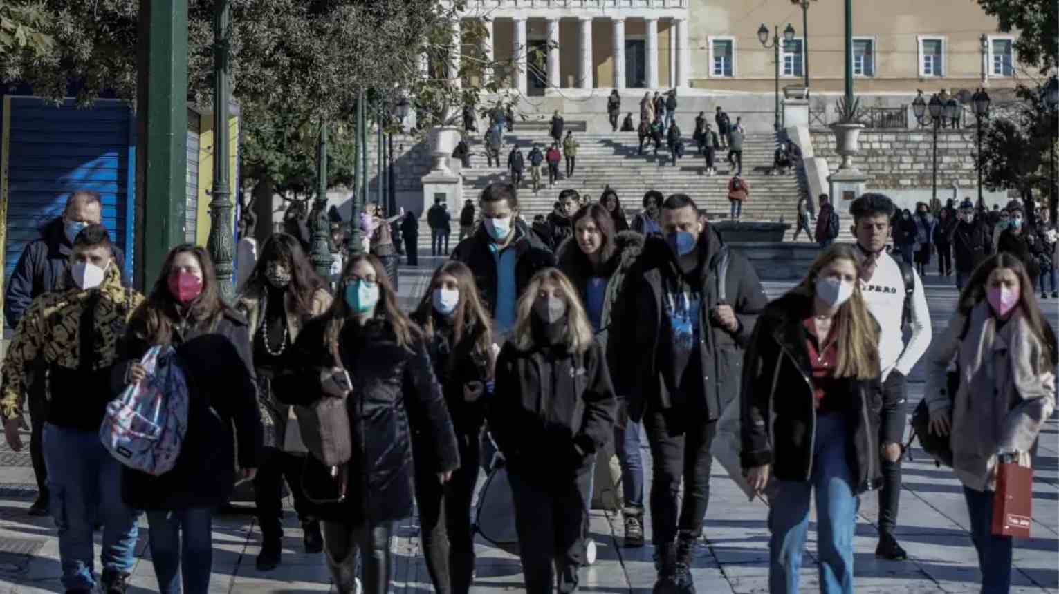 Κορωνοϊός: Πόσο ορατός είναι ο κίνδυνος των επαναλοιμώξεων; 